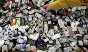 大学生创业团队:O2O收废旧手机中炼黄金 获20万天使投资